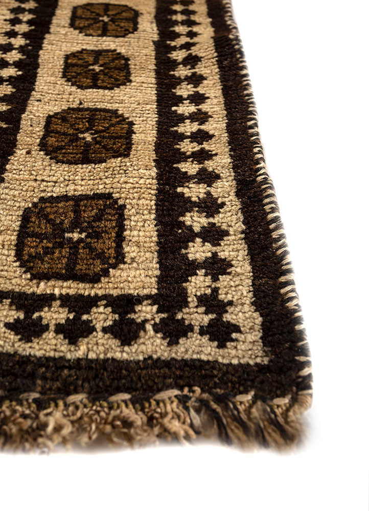 kiaan beige and brown wool hand knotted Rug - Corner kiaan beige and brown wool hand knotted Rug - Corner