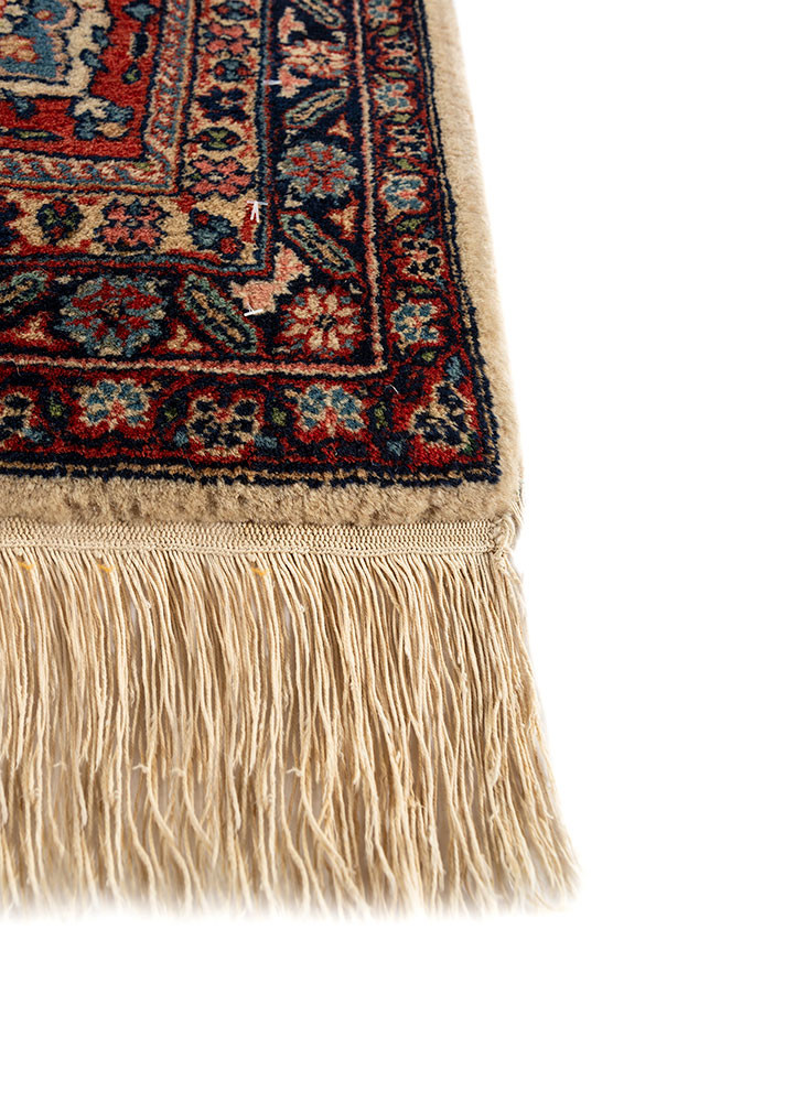 aalam gold wool hand knotted Rug - Corner