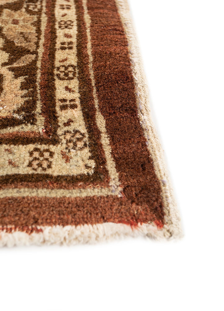 aalam red and orange wool hand knotted Rug - Corner
