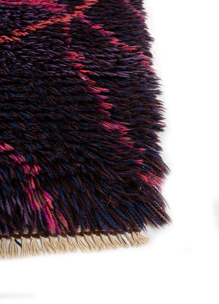 zuri pink and purple wool hand knotted Rug - Corner zuri pink and purple wool hand knotted Rug - Corner