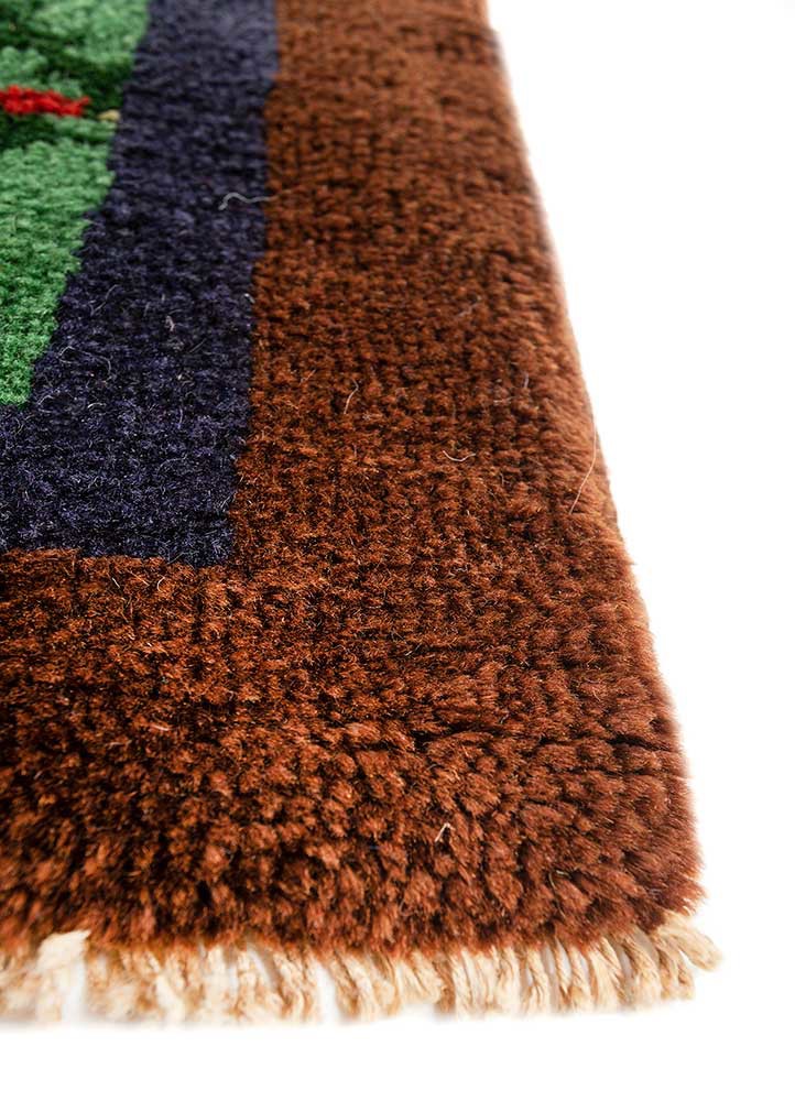 aalam green wool hand knotted Rug - Corner