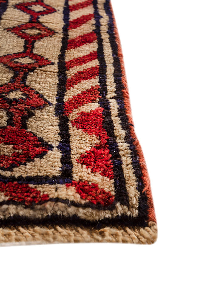 kiaan gold wool hand knotted Rug - Corner kiaan gold wool hand knotted Rug - Corner