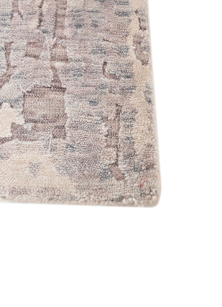 aprezo red and orange bamboo silk hand knotted Rug - Corner