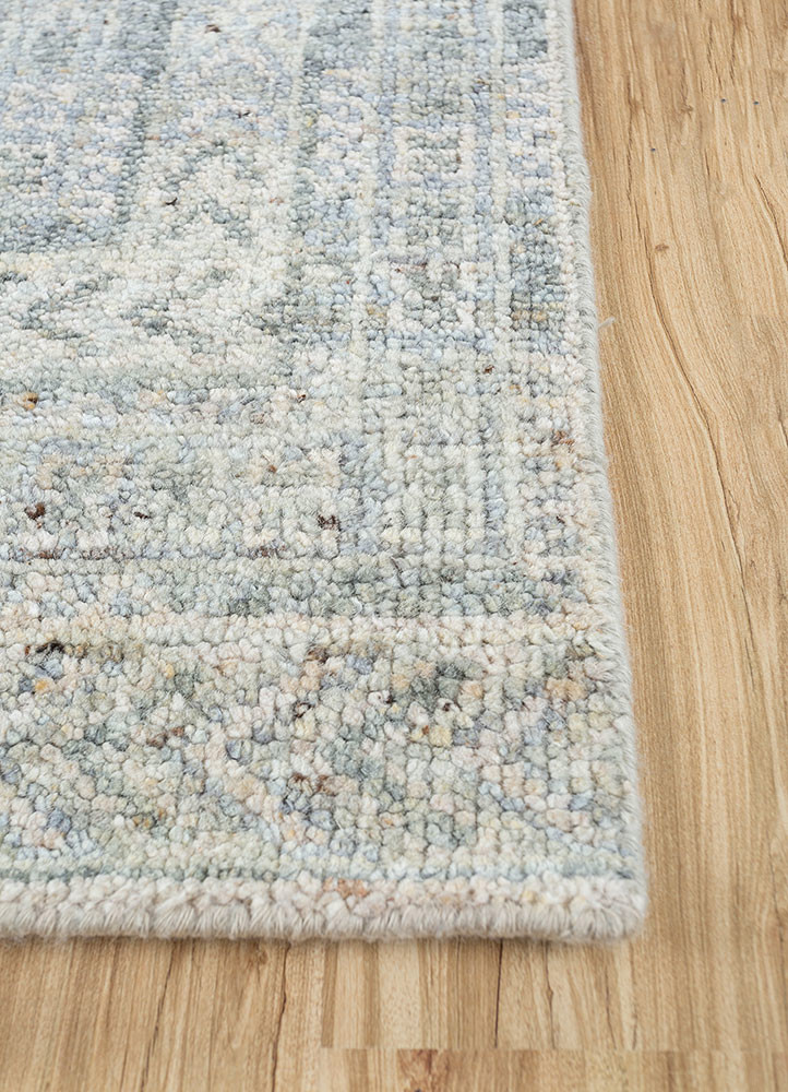 erbe blue wool hand knotted Rug - Corner