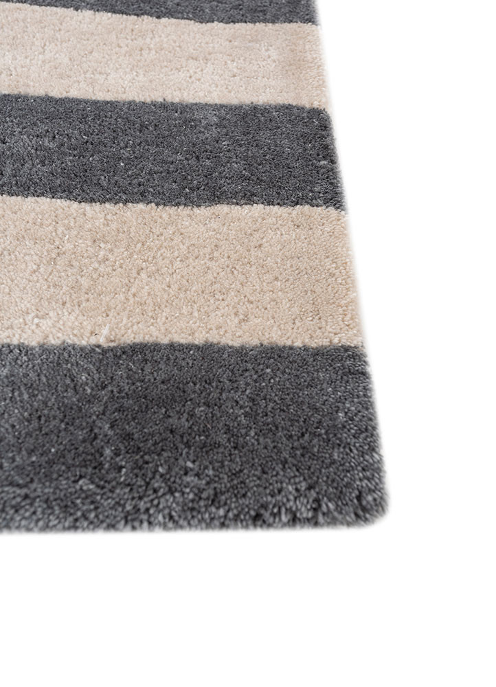 aprezo ivory polyester hand tufted Rug - Corner