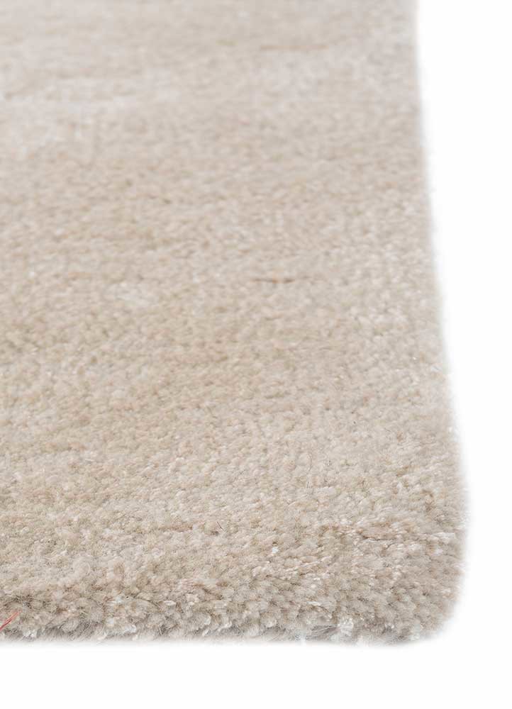 hacienda ivory wool and viscose hand tufted Rug - Corner