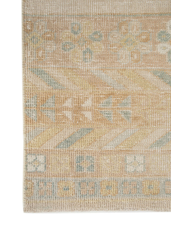 provenance beige and brown wool hand knotted Rug - Corner provenance beige and brown wool hand knotted Rug - Corner
