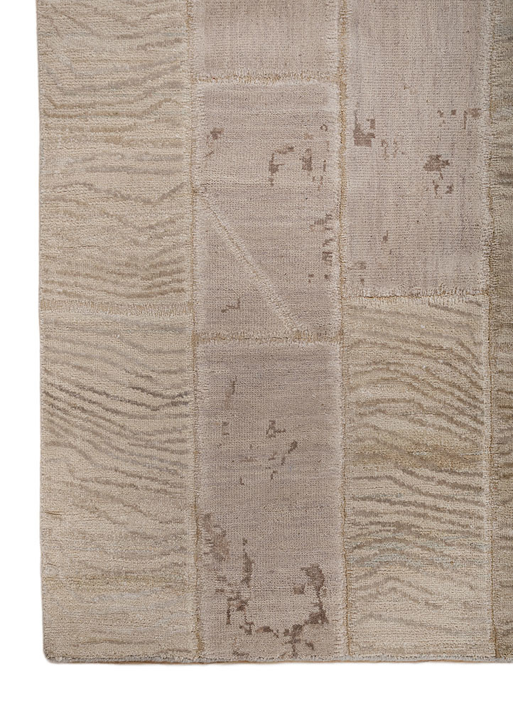 provenance ivory wool and silk hand knotted Rug - Corner