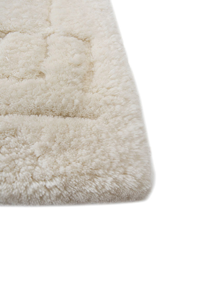 zuri ivory wool hand knotted Rug - Corner zuri ivory wool hand knotted Rug - Corner