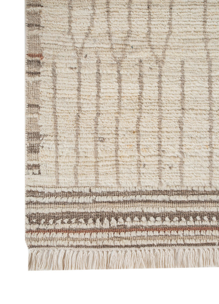 manifest ivory wool hand knotted Rug - Corner