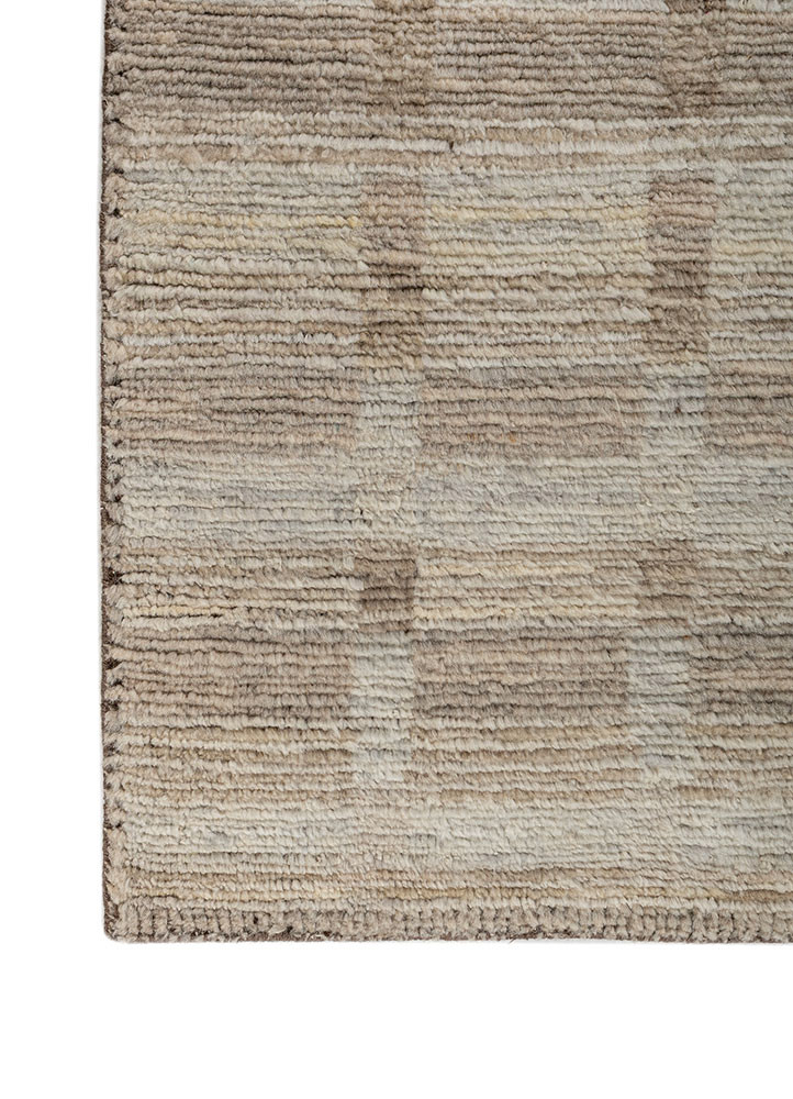 manifest ivory wool hand knotted Rug - Corner