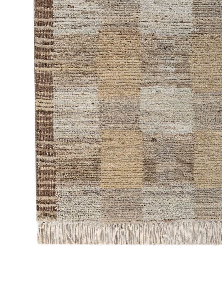 manifest ivory wool hand knotted Rug - Corner