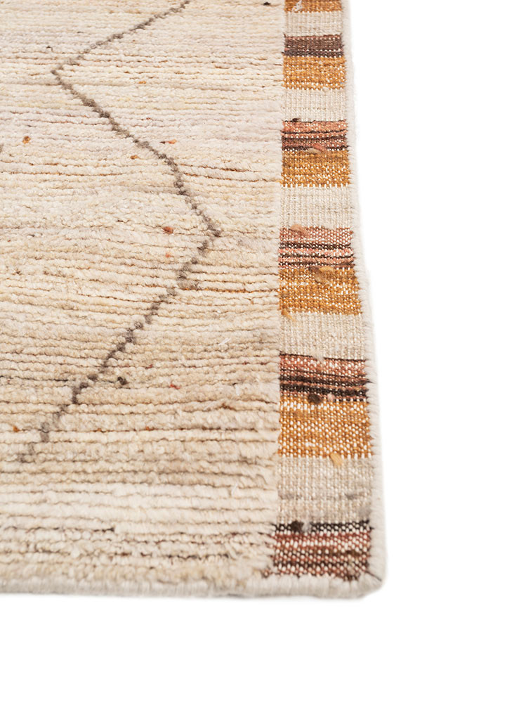 manifest ivory wool hand knotted Rug - Corner