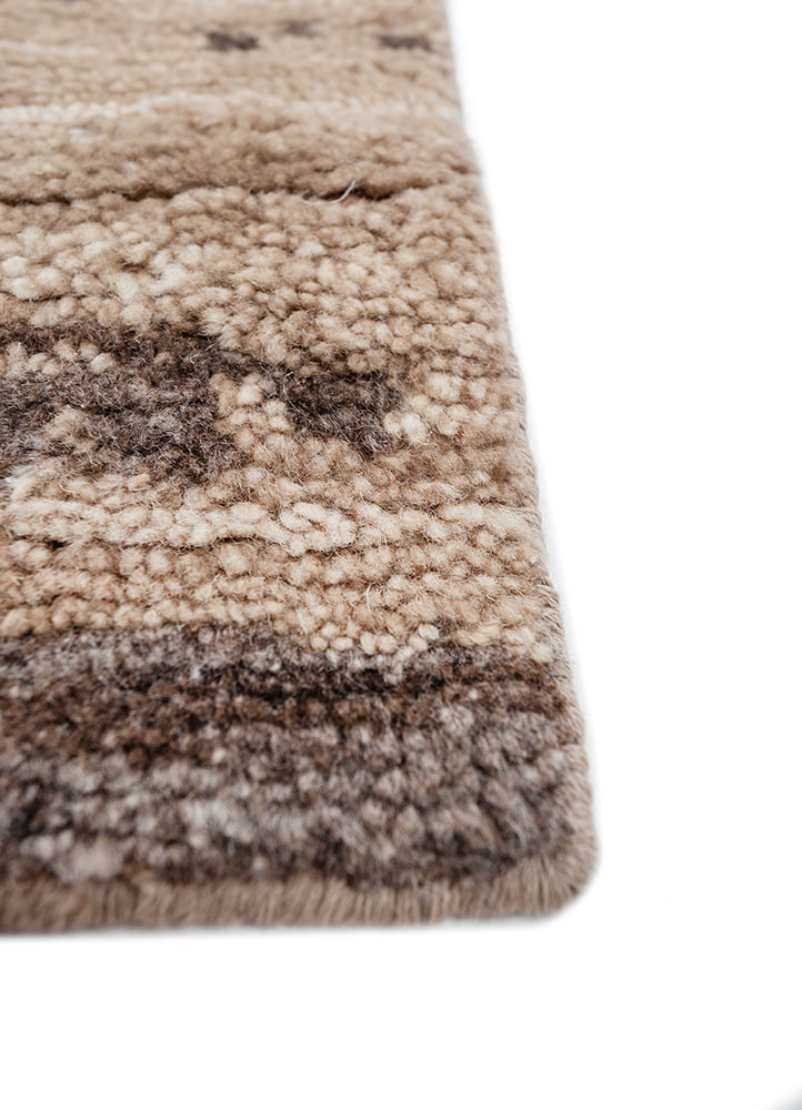 entropy beige and brown wool hand knotted Rug - Corner entropy beige and brown wool hand knotted Rug - Corner
