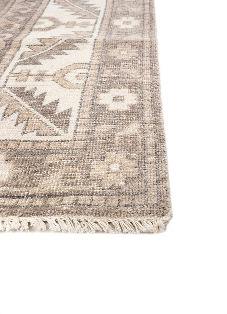 erbe grey and black wool hand knotted Rug - Corner