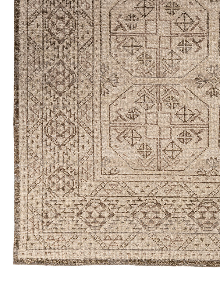 erbe beige and brown wool hand knotted Rug - Corner