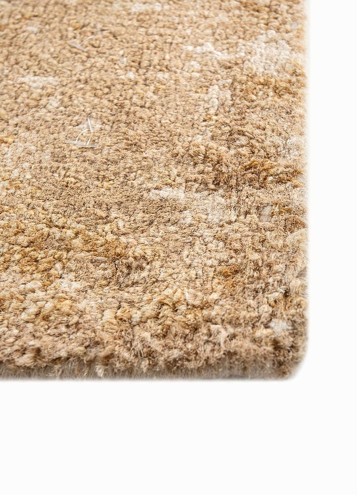 far east beige and brown silk hand knotted Rug - Corner far east beige and brown silk hand knotted Rug - Corner