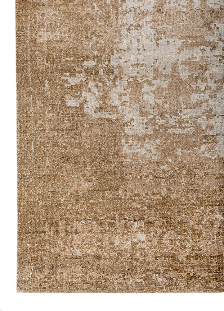 far east beige and brown silk hand knotted Rug - Corner far east beige and brown silk hand knotted Rug - Corner