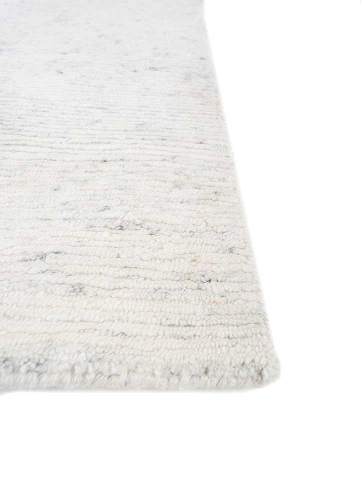 hula ivory wool hand knotted Rug - Corner