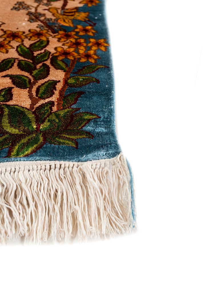 gulmarg green silk hand knotted Rug - Corner gulmarg green silk hand knotted Rug - Corner