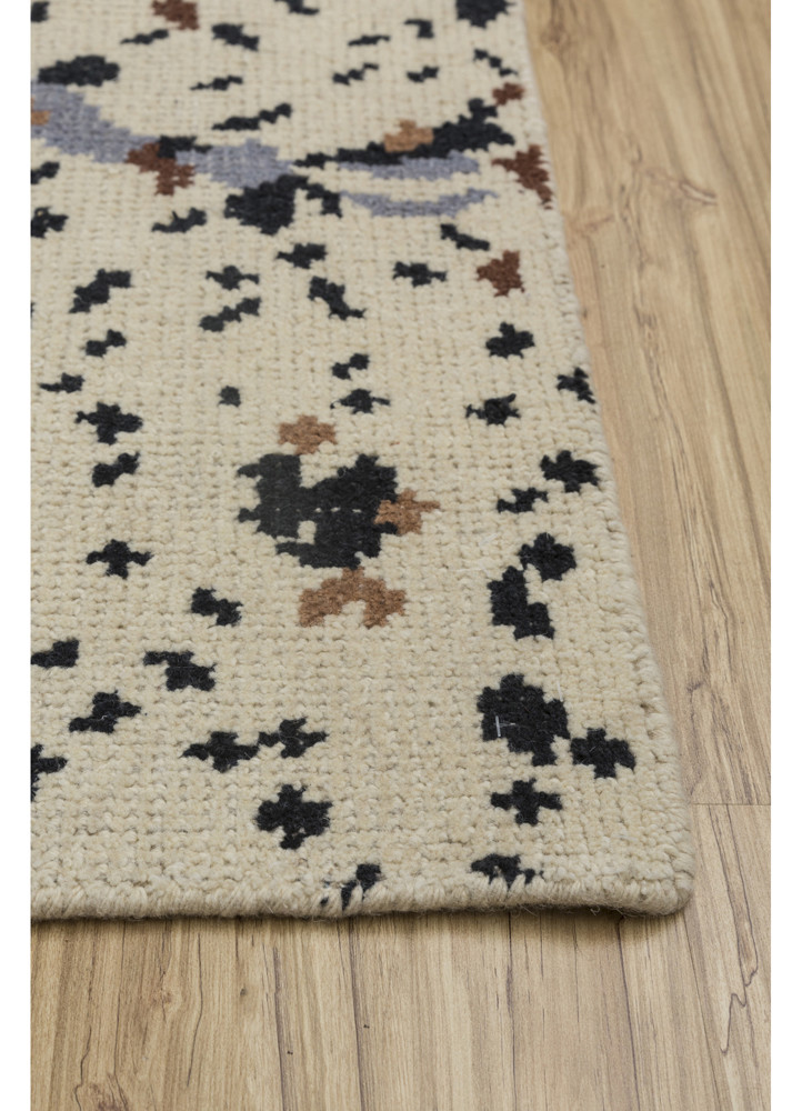 pansy ivory wool hand knotted Rug - Corner
