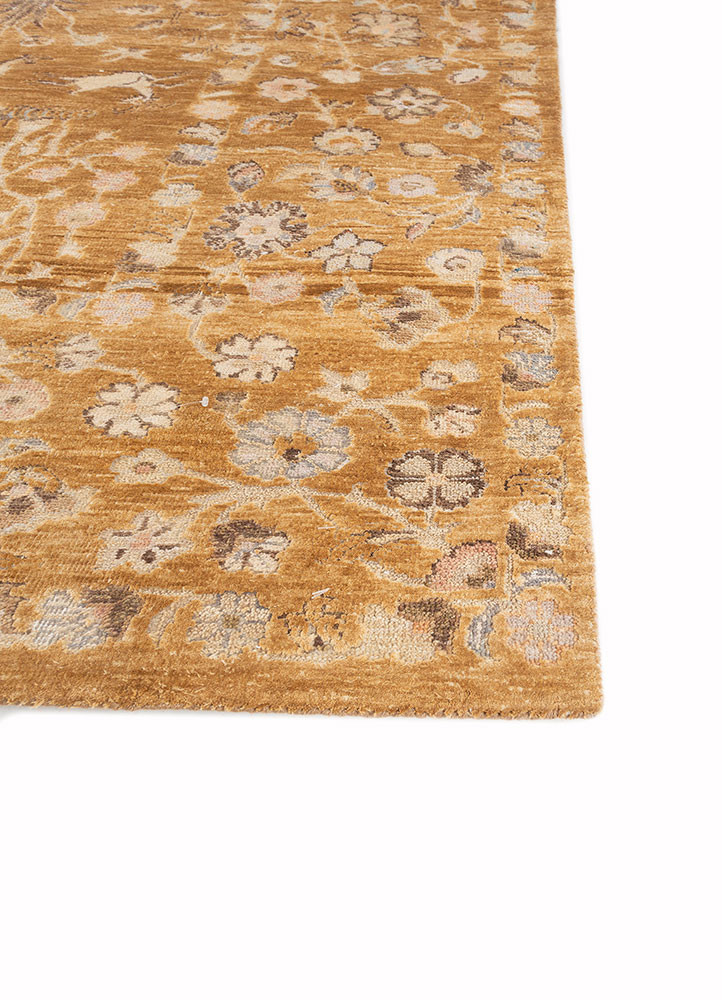 far east gold wool and silk hand knotted Rug - Corner far east gold wool and silk hand knotted Rug - Corner
