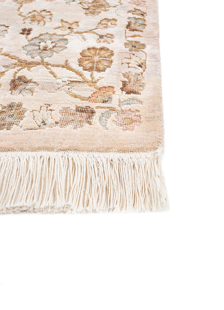 aurora ivory wool and silk hand knotted Rug - Corner