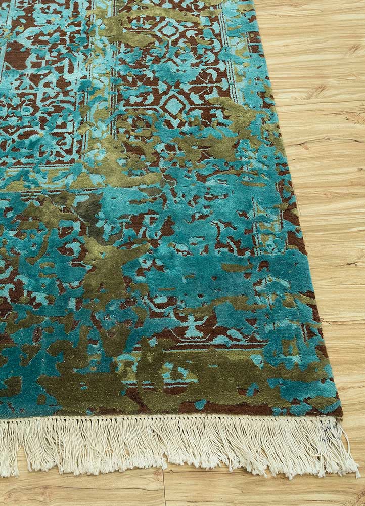 far east red and orange wool and silk hand knotted Rug - Corner