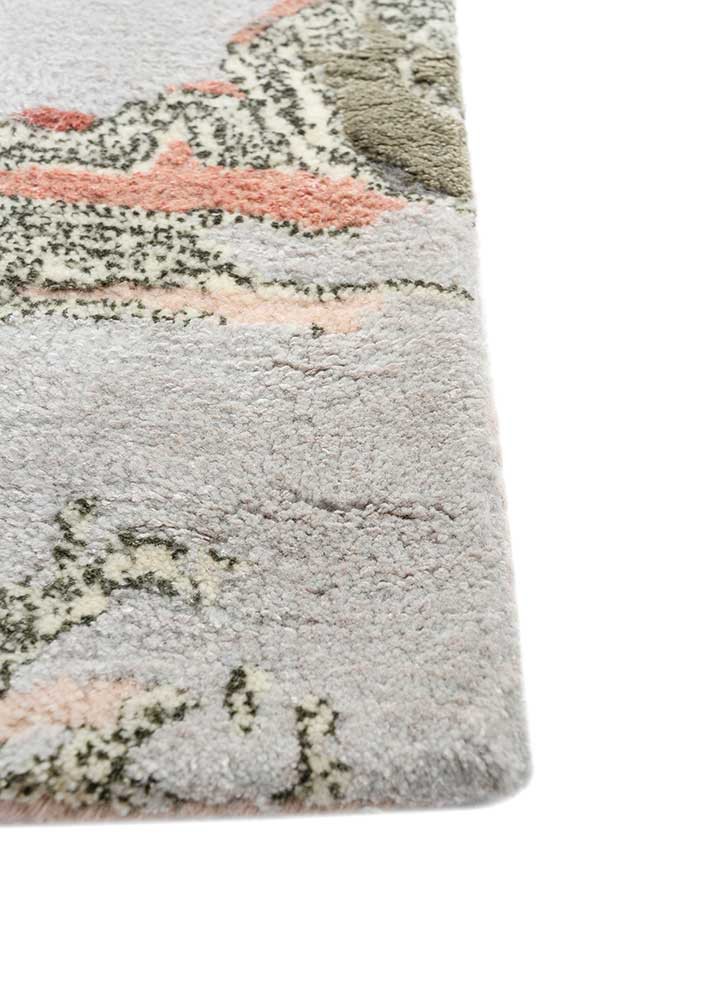 linear gold wool and viscose hand tufted Rug - Corner linear gold wool and viscose hand tufted Rug - Corner