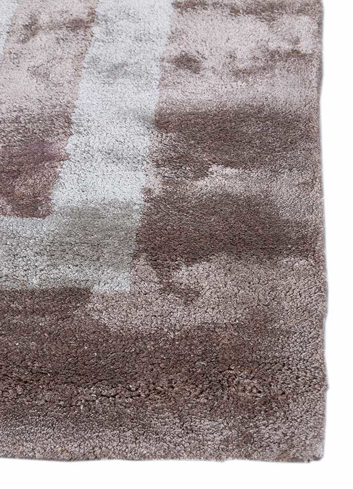linear beige and brown viscose hand tufted Rug - Corner