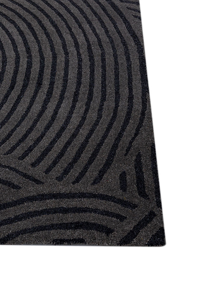 pathways grey and black wool and viscose hand tufted Rug - Corner pathways grey and black wool and viscose hand tufted Rug - Corner