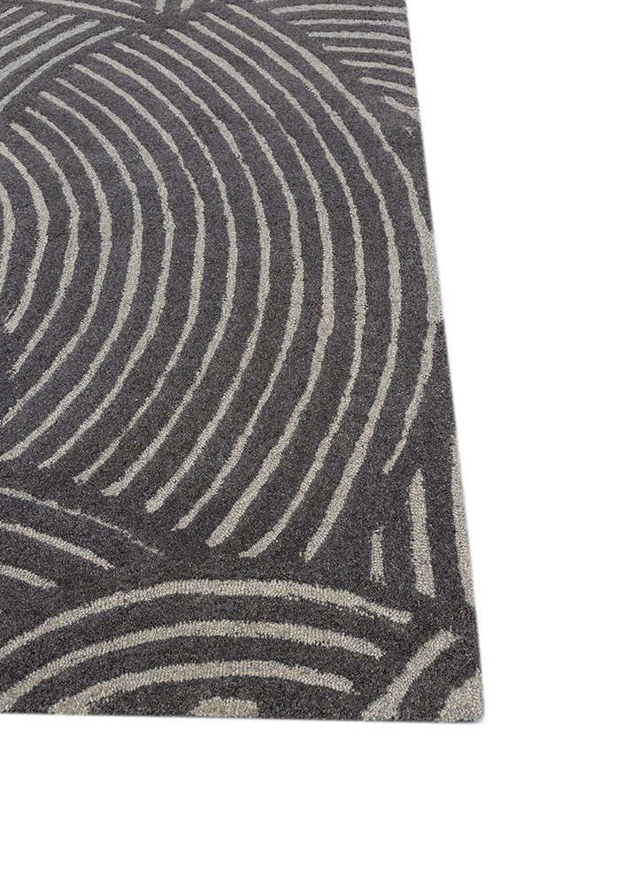 pathways grey and black wool and viscose hand tufted Rug - Corner