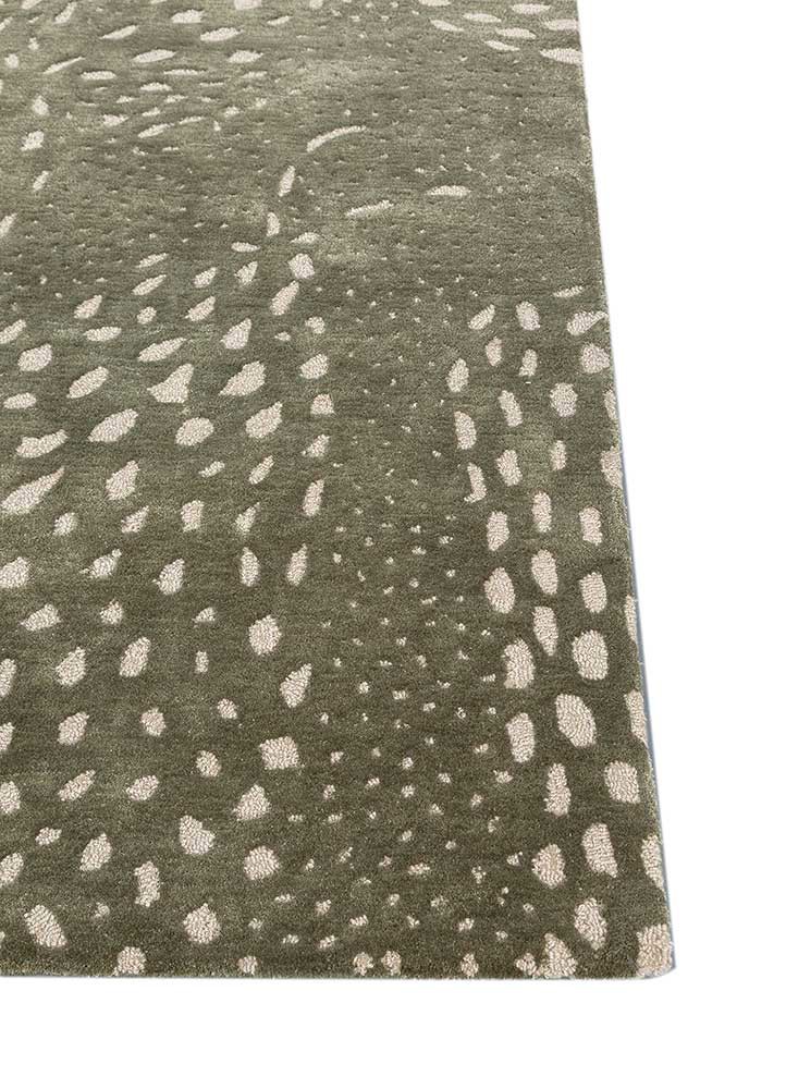 aurelia green wool and viscose hand tufted Rug - Corner