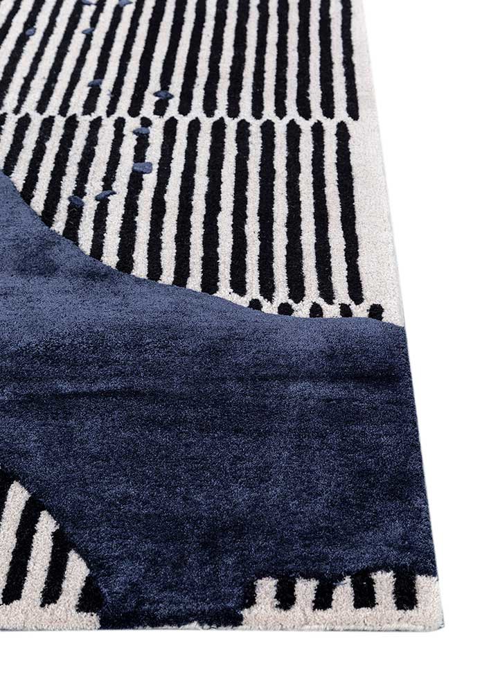 adrift blue wool and viscose hand tufted Rug - Corner