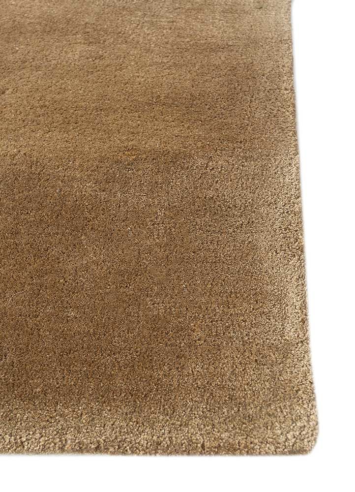 cera gold viscose hand tufted Rug - Corner