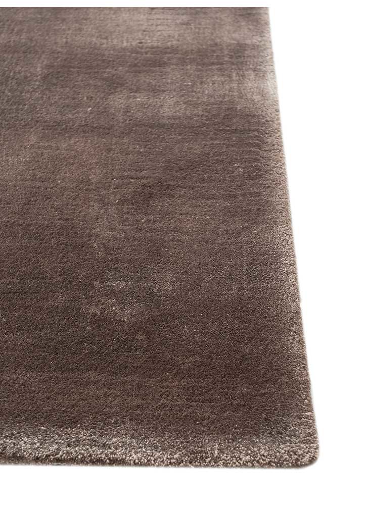cera grey and black viscose hand tufted Rug - Corner
