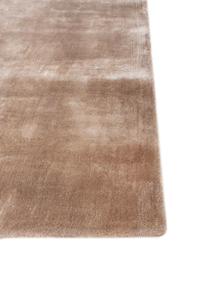 cera red and orange viscose hand tufted Rug - Corner
