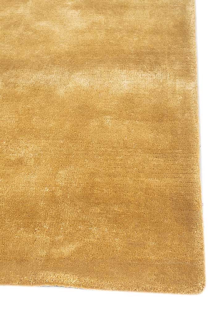 cera gold viscose hand tufted Rug - Corner