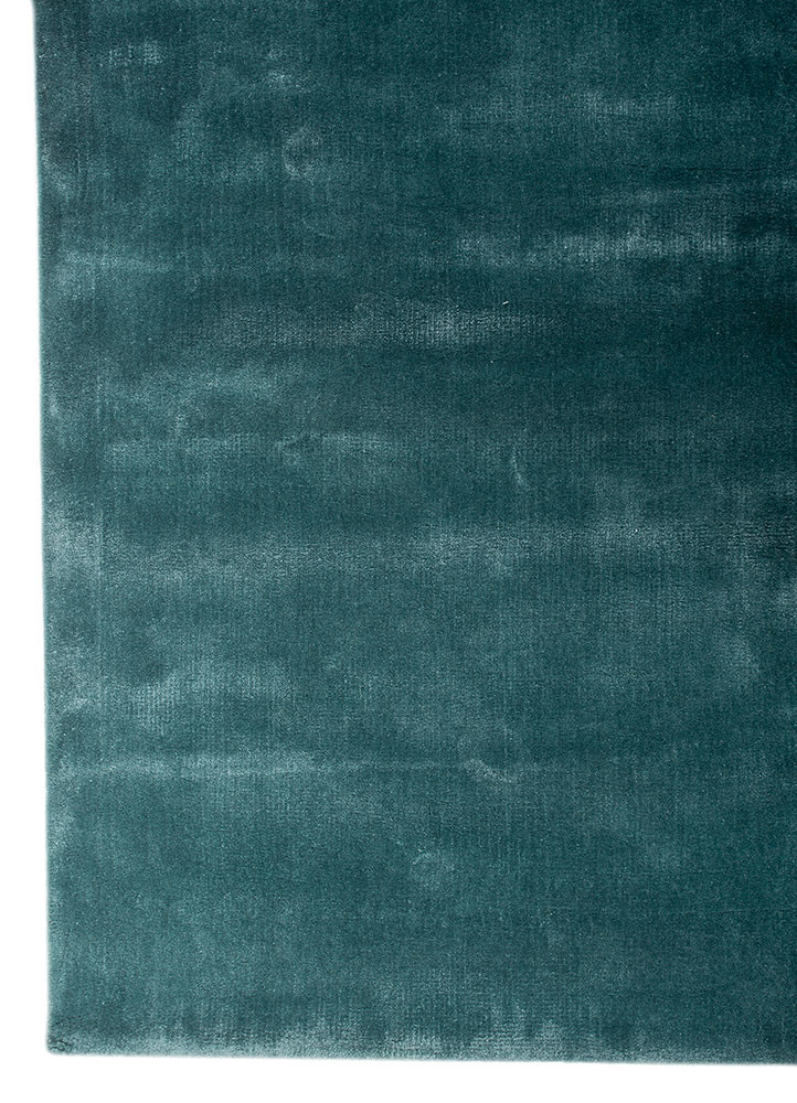 cera blue viscose hand tufted Rug - Corner