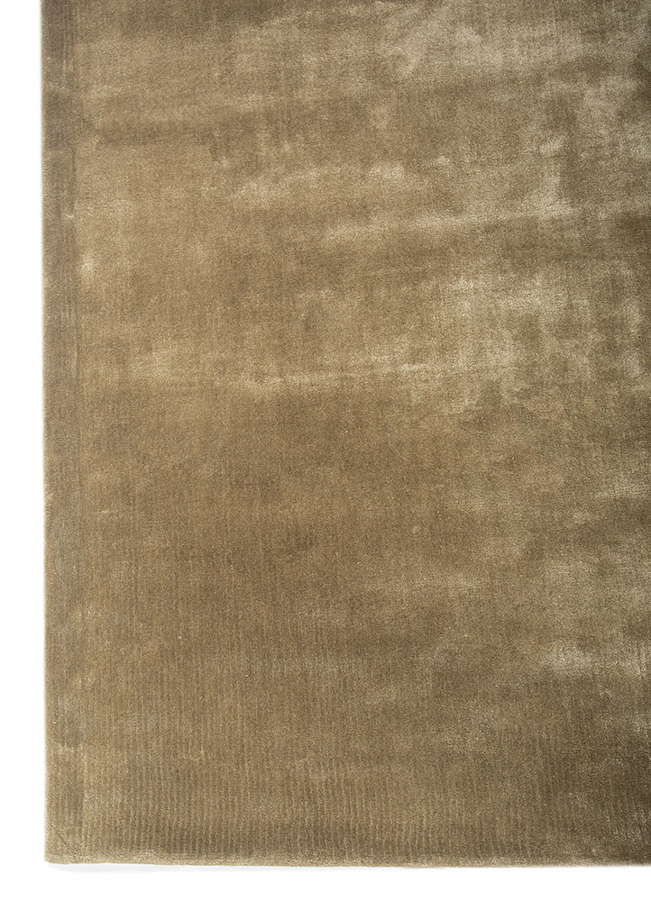 cera green viscose hand tufted Rug - Corner