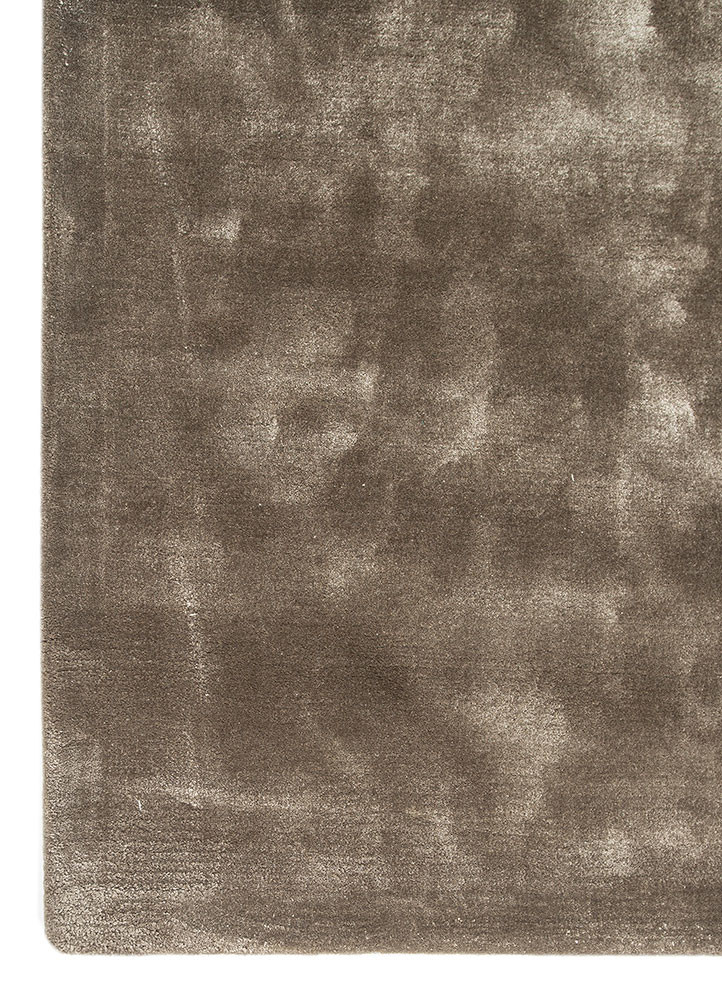 cera green viscose hand tufted Rug - Corner