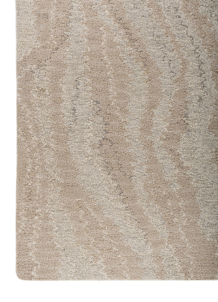 aprezo multi wool hand tufted Rug - Corner