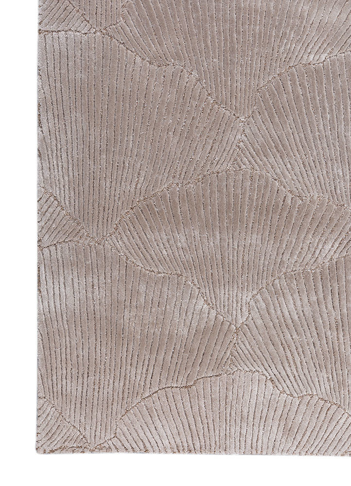 aurelia ivory viscose hand tufted Rug - Corner