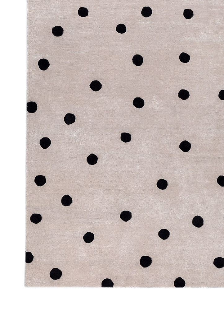 aprezo ivory wool and viscose hand tufted Rug - Corner
