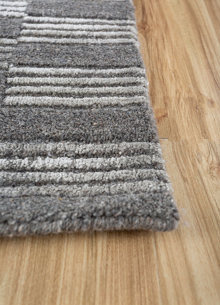 basis grey and black wool and viscose hand loom Rug - Corner basis grey and black wool and viscose hand loom Rug - Corner