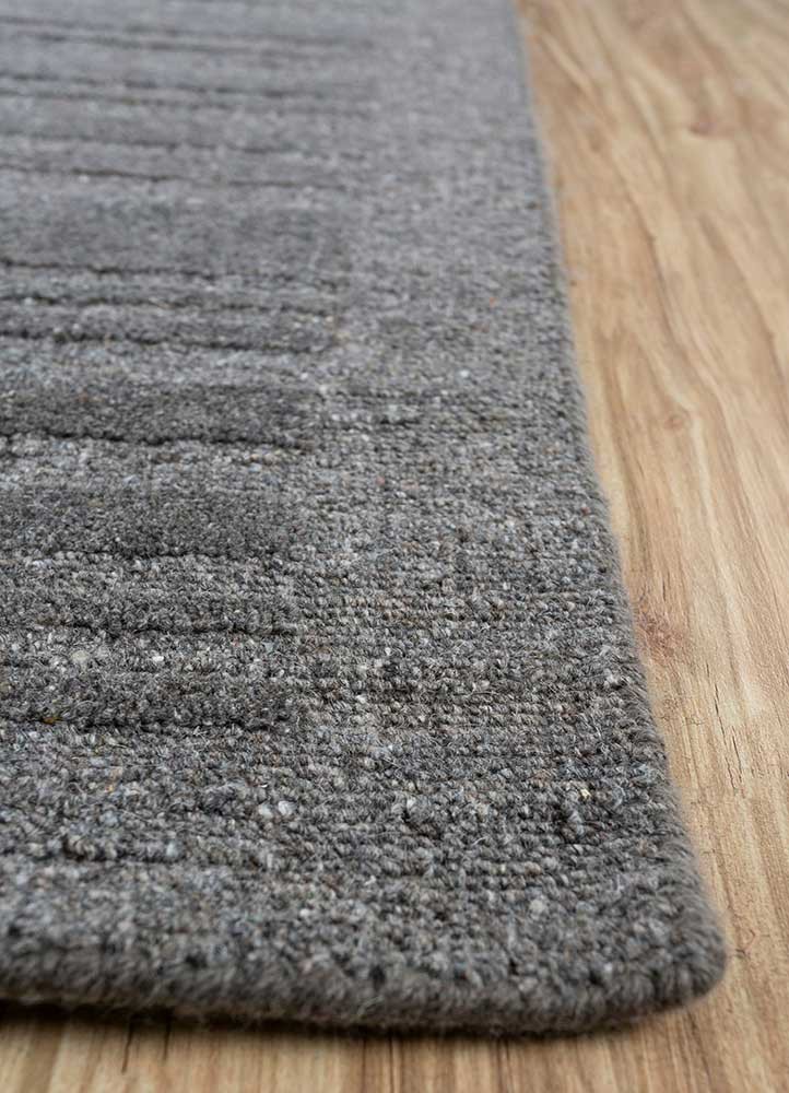 basis grey and black wool and viscose hand loom Rug - Corner basis grey and black wool and viscose hand loom Rug - Corner
