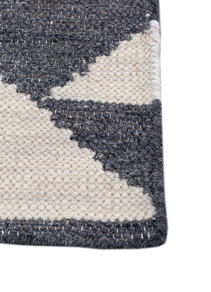 checkers grey and black wool and viscose flat weaves Rug - Corner checkers grey and black wool and viscose flat weaves Rug - Corner