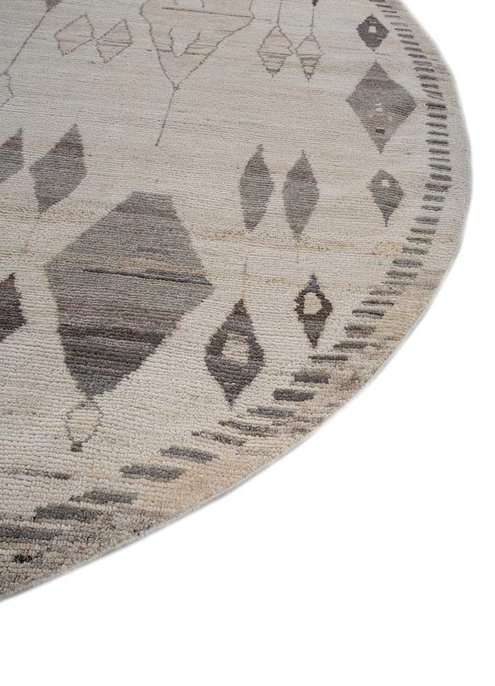 manifest ivory wool hand knotted Rug - Corner