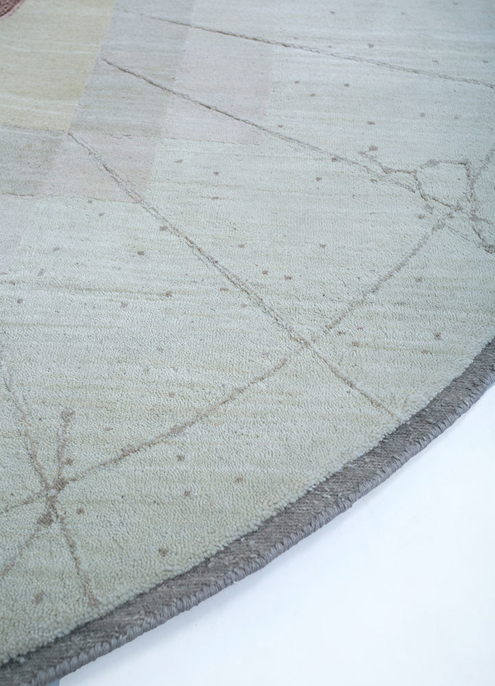 brahmaand ivory wool hand knotted Rug - Corner