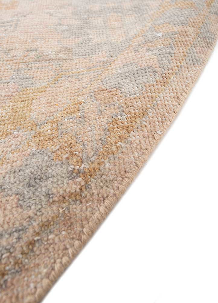 erbe gold wool hand knotted Rug - Corner erbe gold wool hand knotted Rug - Corner